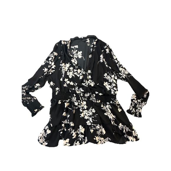 Torrid Black White Floral Smocked Waist Blouse Top Women’s Size 2X Plus Sheer - Picture 1 of 10